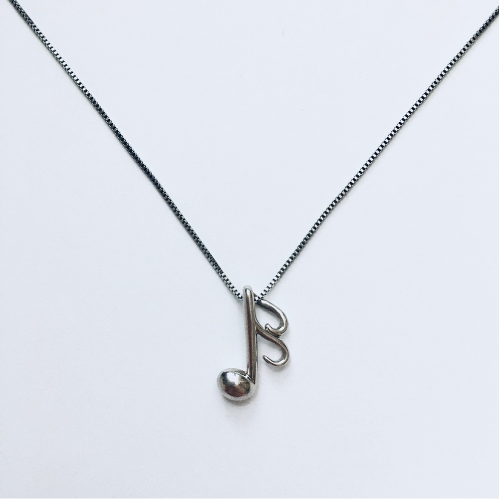 925 Sterling Silver Music Note Pendant - Picture 2 of 4